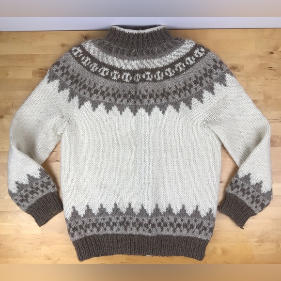 SOLD-Vtg Fair Isle Chunky Wool Cardigan Sweater Handmade M/L Brown Neutral Cream - Picture 12 of 16